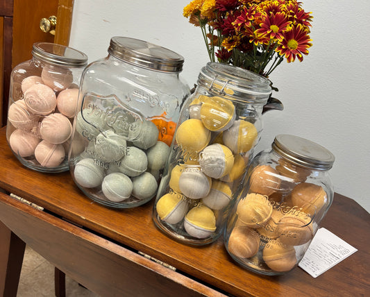 Essential Oil Natural Bath Bombs